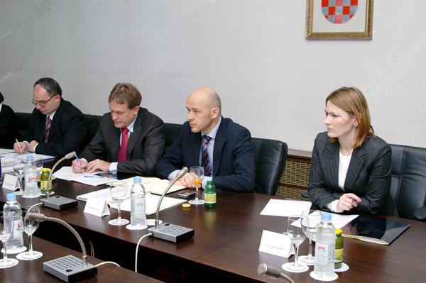 2008.11. 05. - Ministar Kalmeta primio ministricu za telekomunikacije i informacijsko društvo Srbije